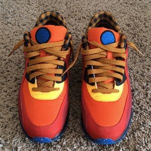 NIKE AIR MAX 90 PREMIUM